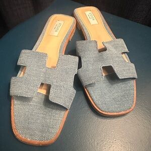 Never worn Steve Madden denim slides